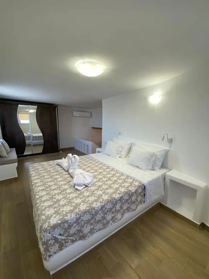 Alamana'S House - Ideal For Couples Ano Mera
